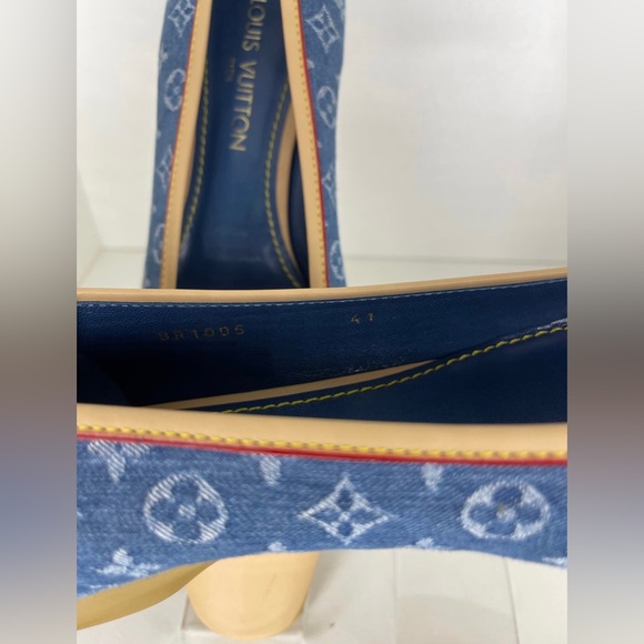 Louis Vuitton Flat Ballerina Monogram Denim (Runs small) - Picture 2 of 3
